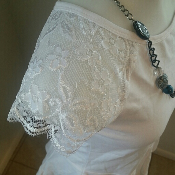 Peplum White Top with Lace Detail - Picture 2 of 3